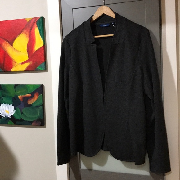 Gray Blazer - Picture 2 of 9